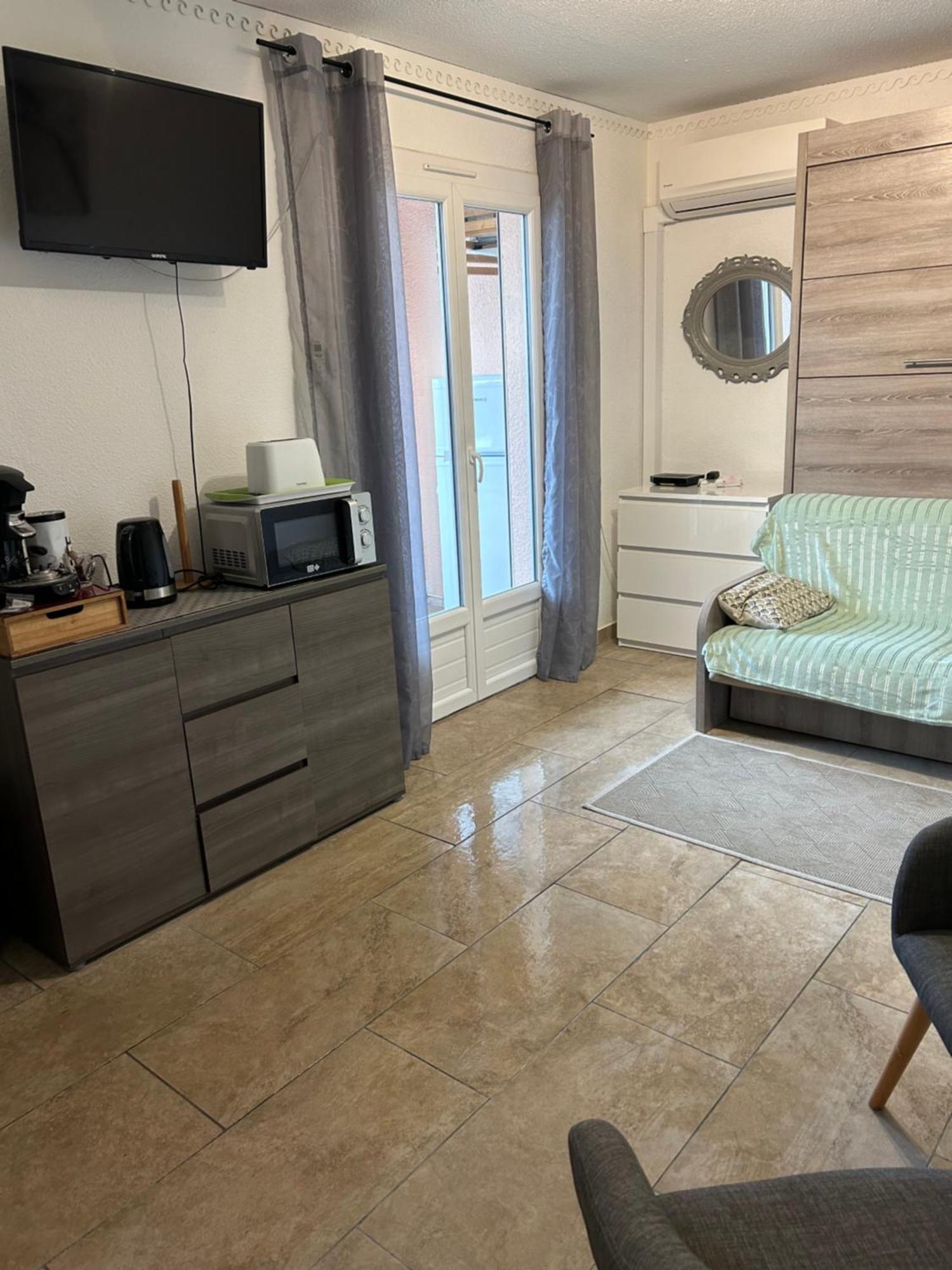 Studio Climatise Proche Port Et Plages La Londe-les-Maures Kültér fotó