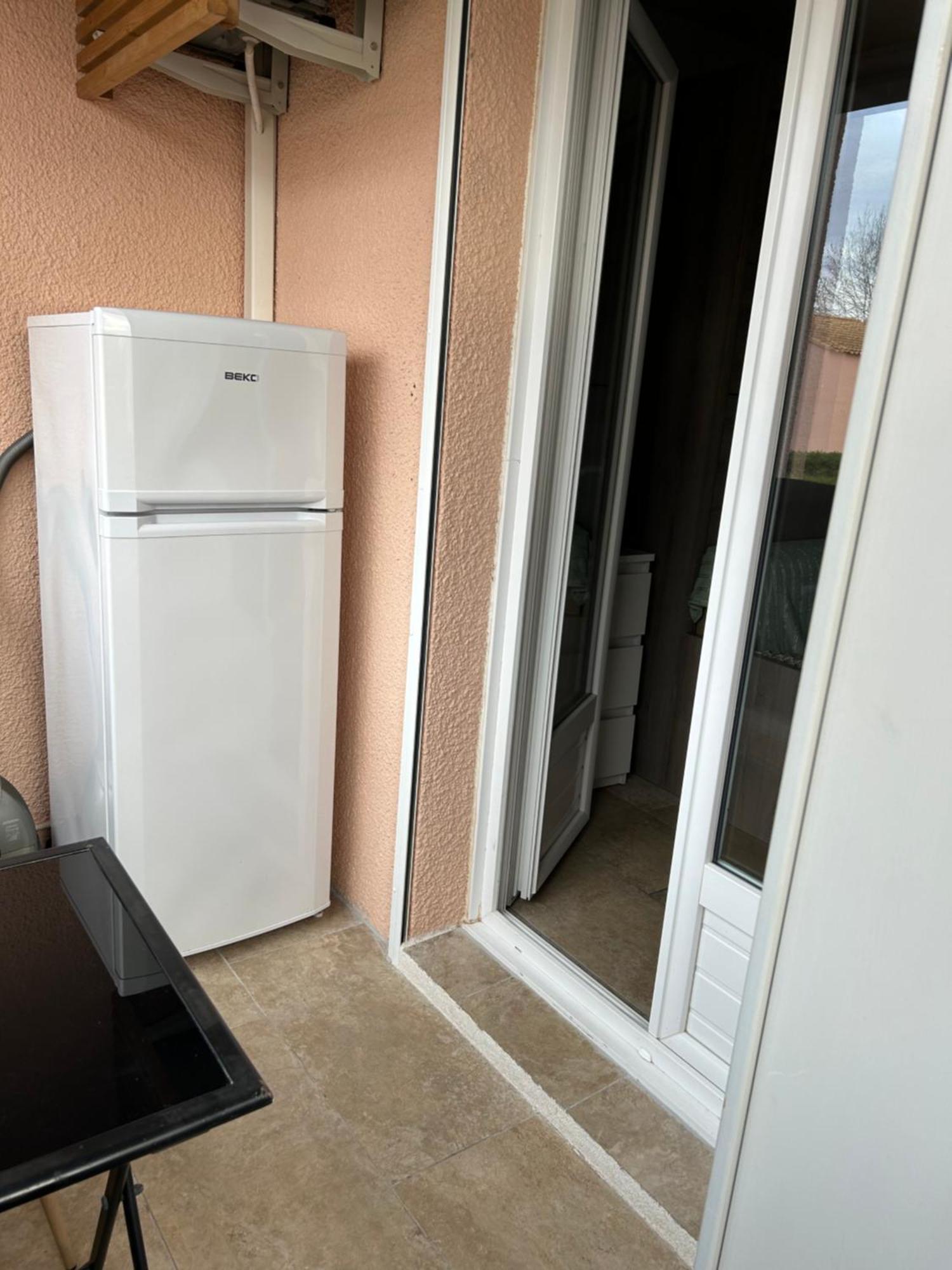 Studio Climatise Proche Port Et Plages La Londe-les-Maures Kültér fotó